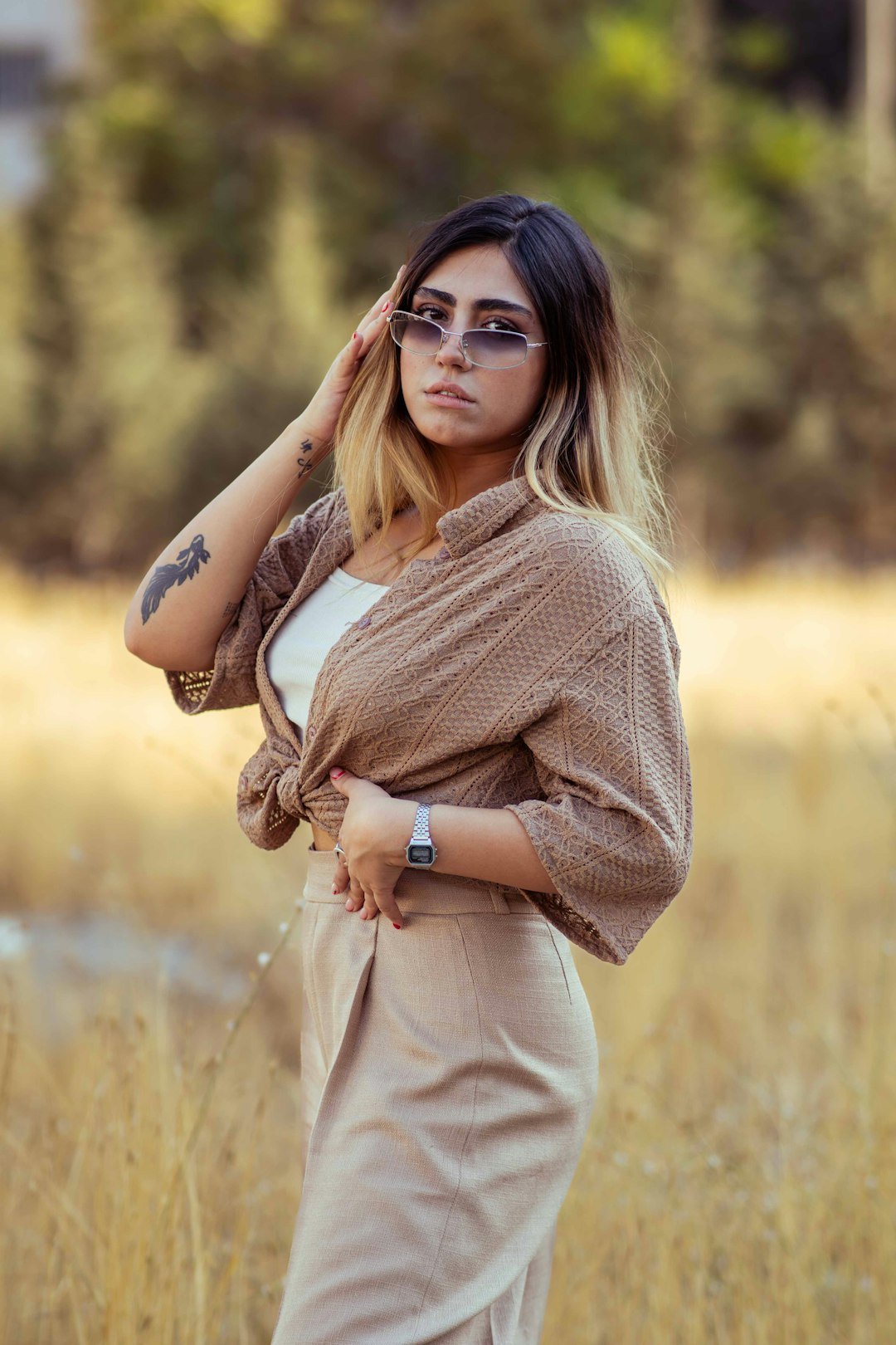 photo-1759873821392-f04575a27eae Guia Prático: As Tendências de Moda Imperdíveis para Arrasar em 2026 (e Onde Já Encontrar Algo Parecido!)