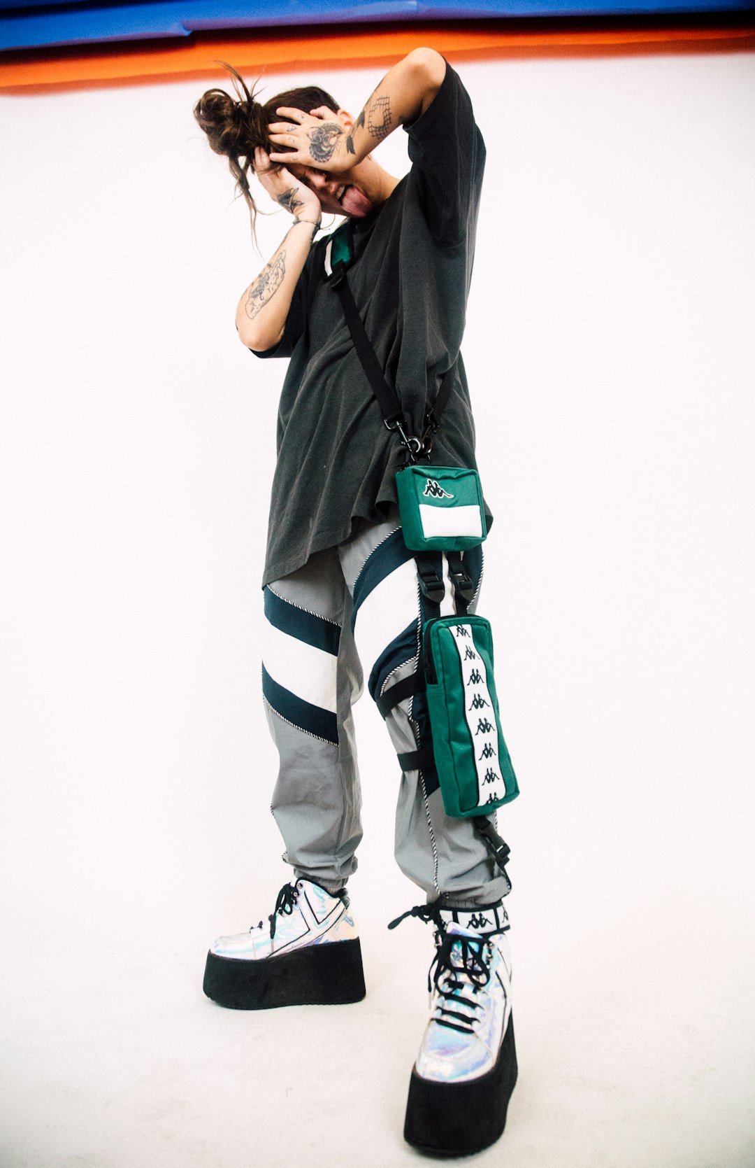 photo-1588025014019-d0f99ee89043 Acessórios Essenciais em 2026: Seu Estilo Personalizado e Inteligente!